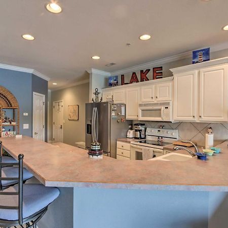 Lakefront Ozark Condo With Balcony And Seasonal Pool! Camdenton Εξωτερικό φωτογραφία