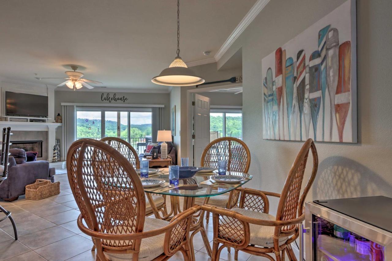 Lakefront Ozark Condo With Balcony And Seasonal Pool! Camdenton Εξωτερικό φωτογραφία